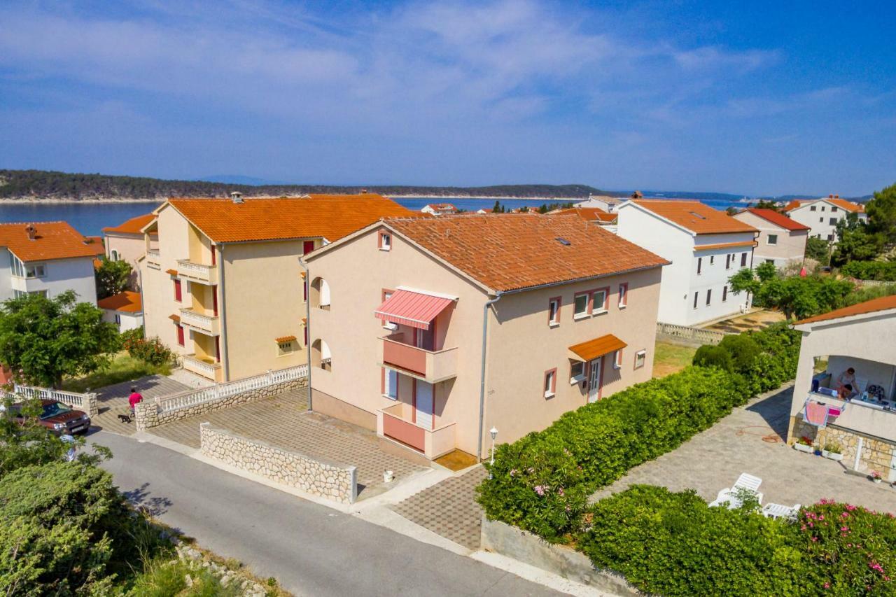Apartment Tonka Barbat na Rabu Exterior photo